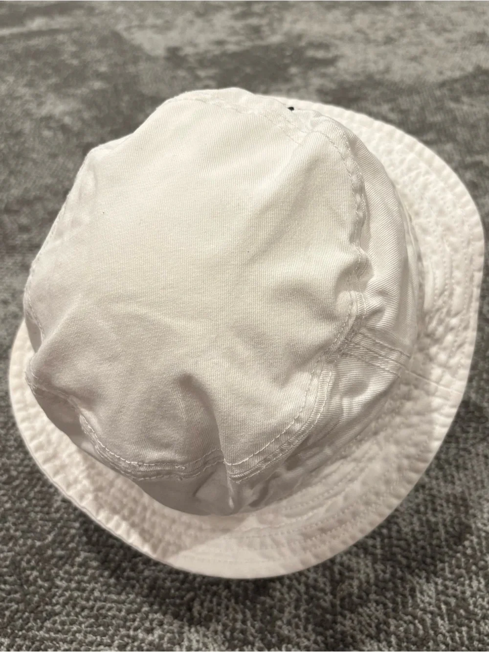 Adidas Classic Logo White Bucket Hat OSFM